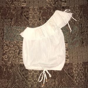 Super cute, boho style top.